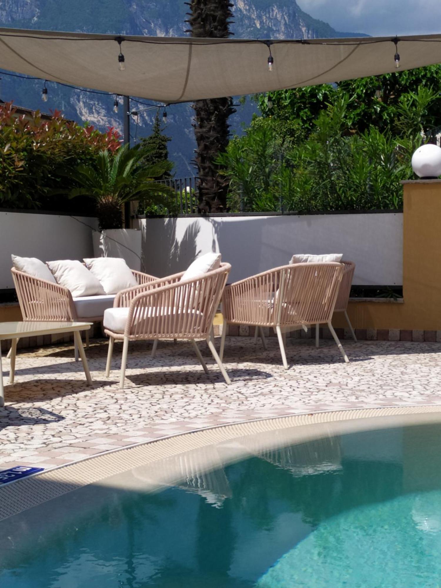 New Garden Hotel Torbole Sul Garda Buitenkant foto